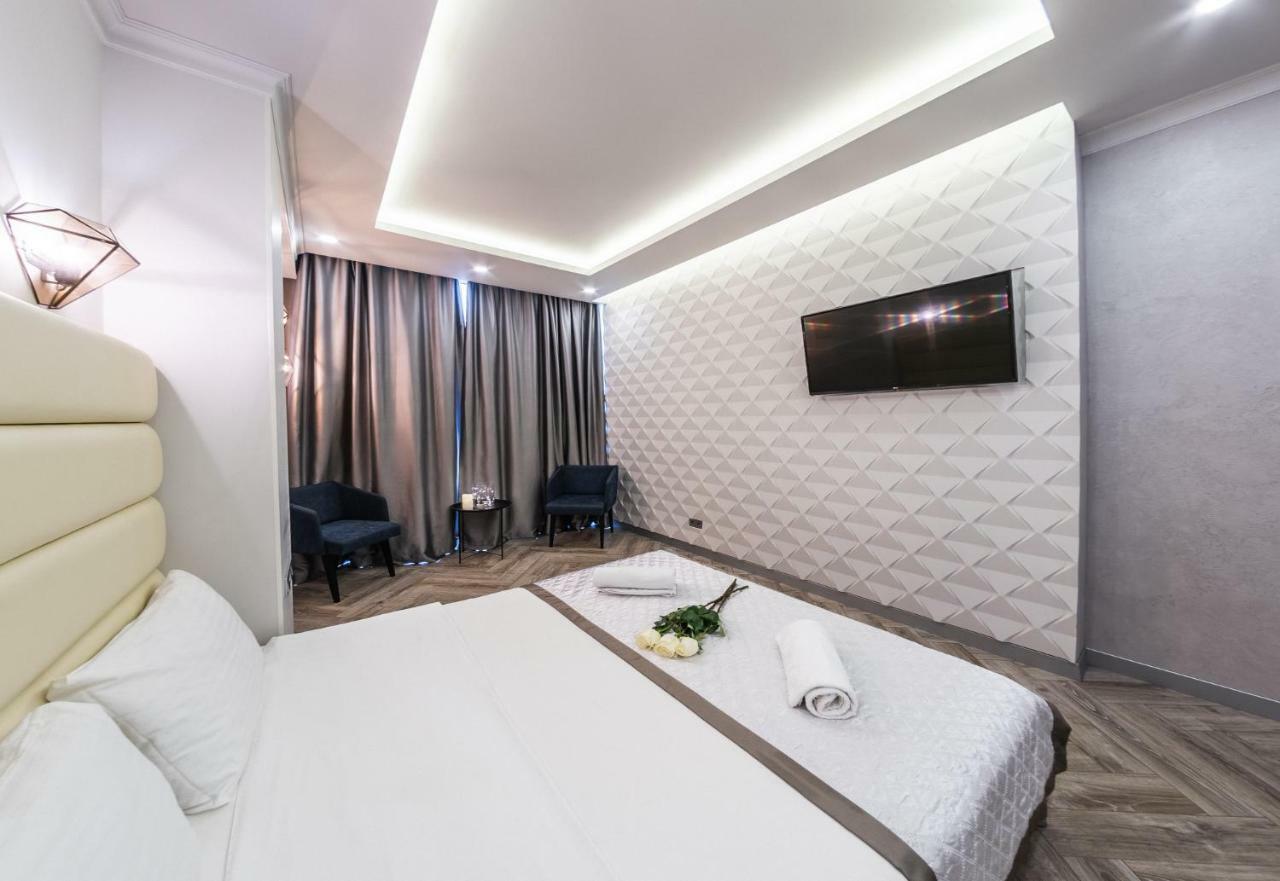 Gagarin Studio Apartment Odesa Exterior foto